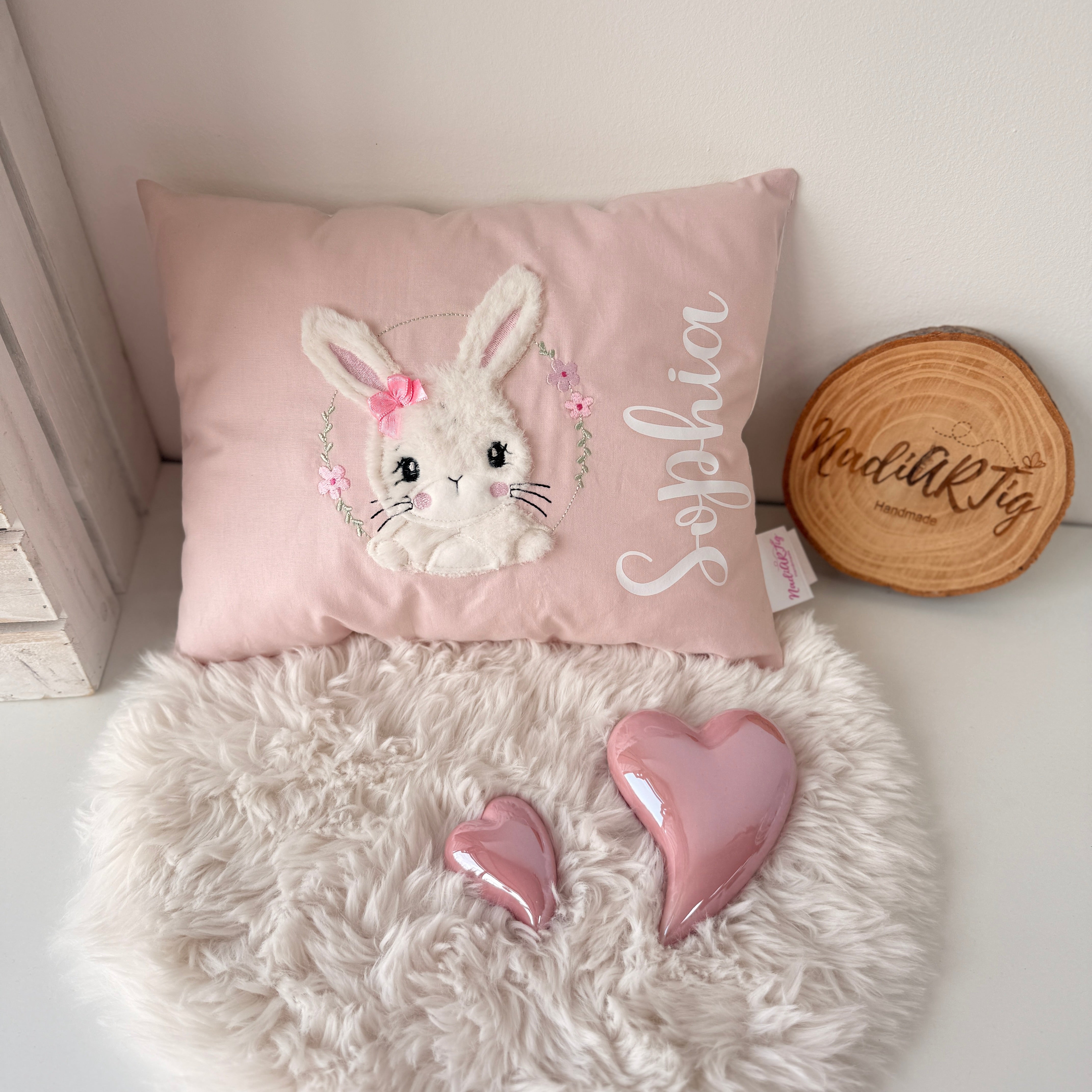 Kissen Hasenmädchen in Rosé