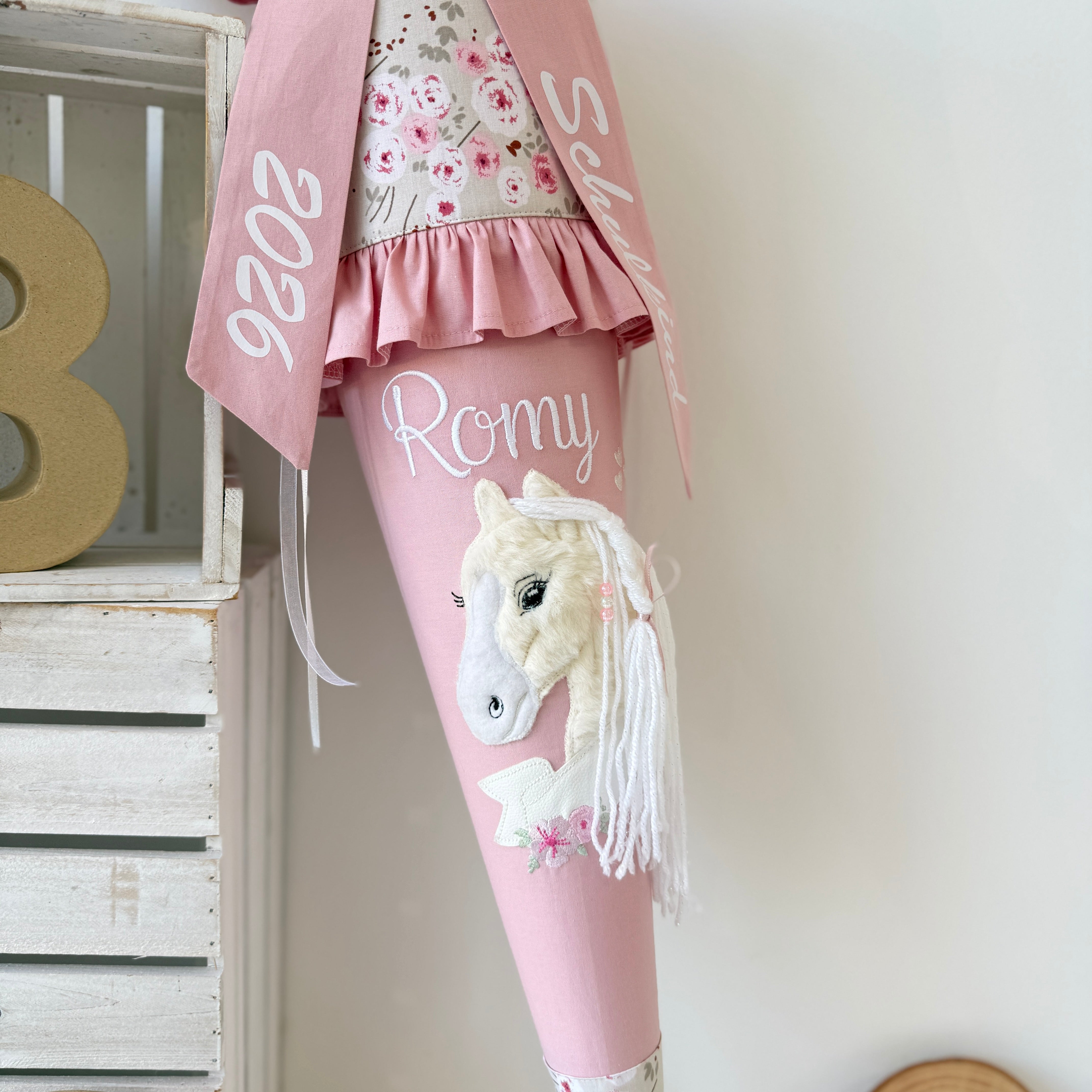 Schultüte Pferd mit Glitzer Mähne - Blüten in Puderrosa