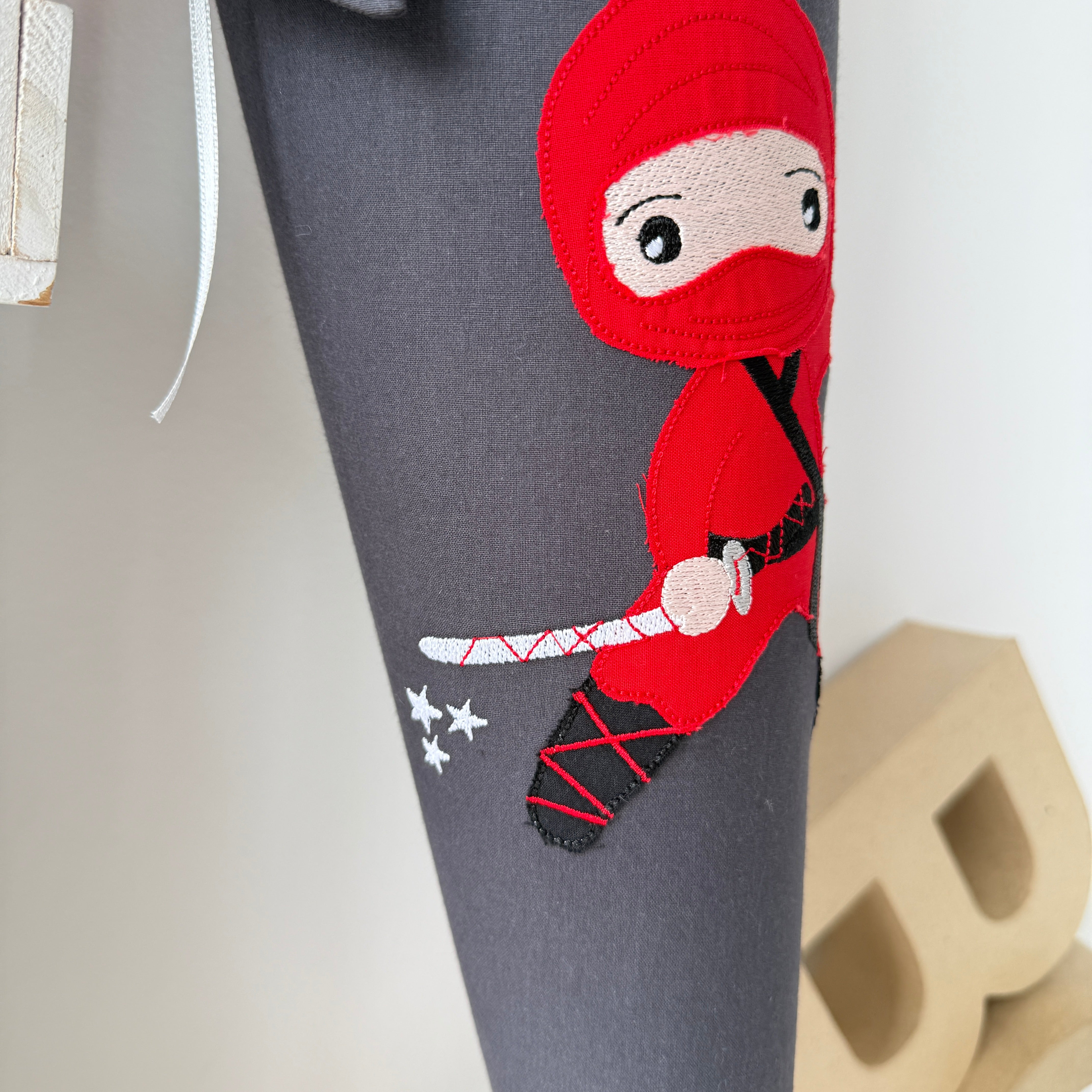 Schultüte Ninja in rot/anthrazit No#2