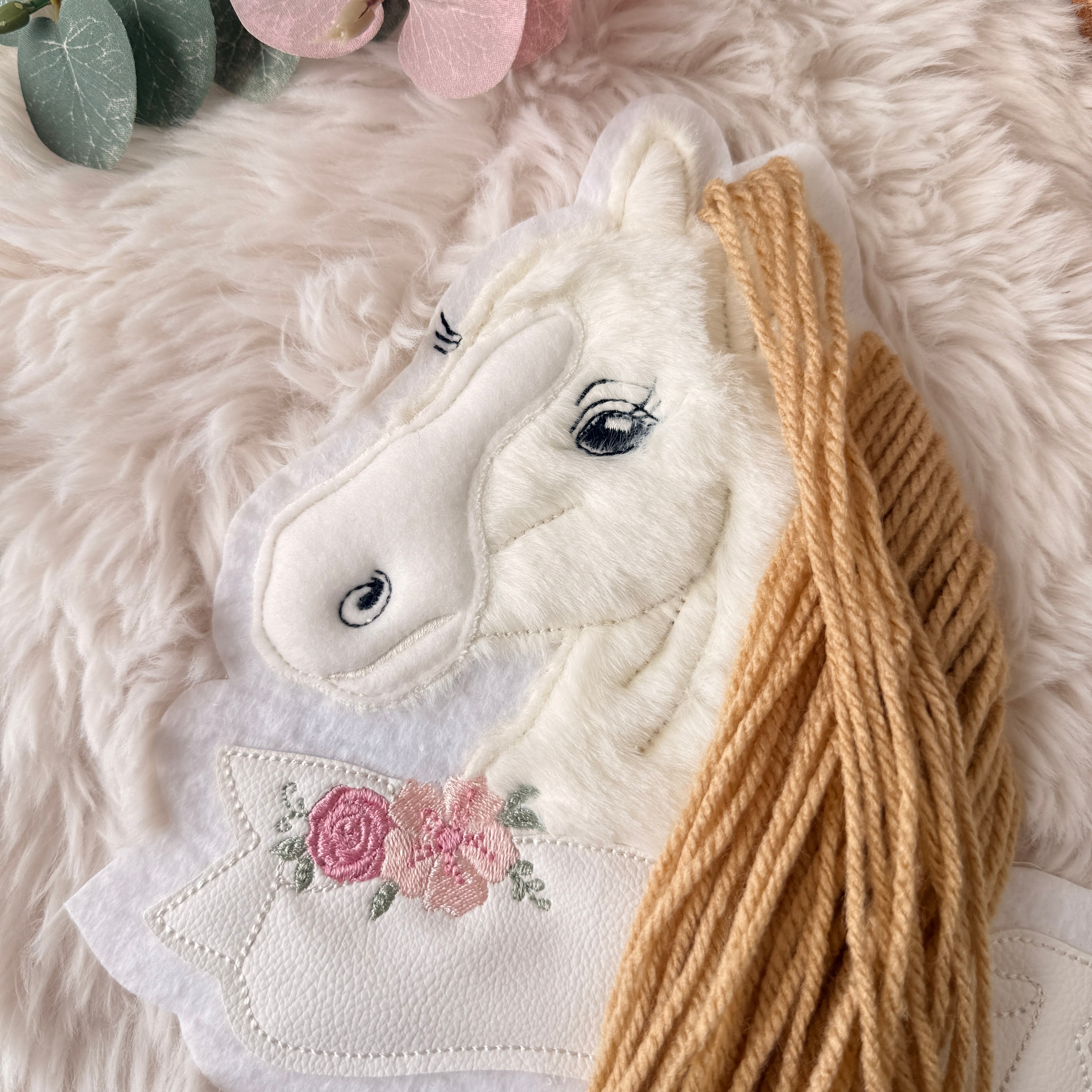 Pferd #9 Patch/Aufnäher mit Mähne in karamellbraun