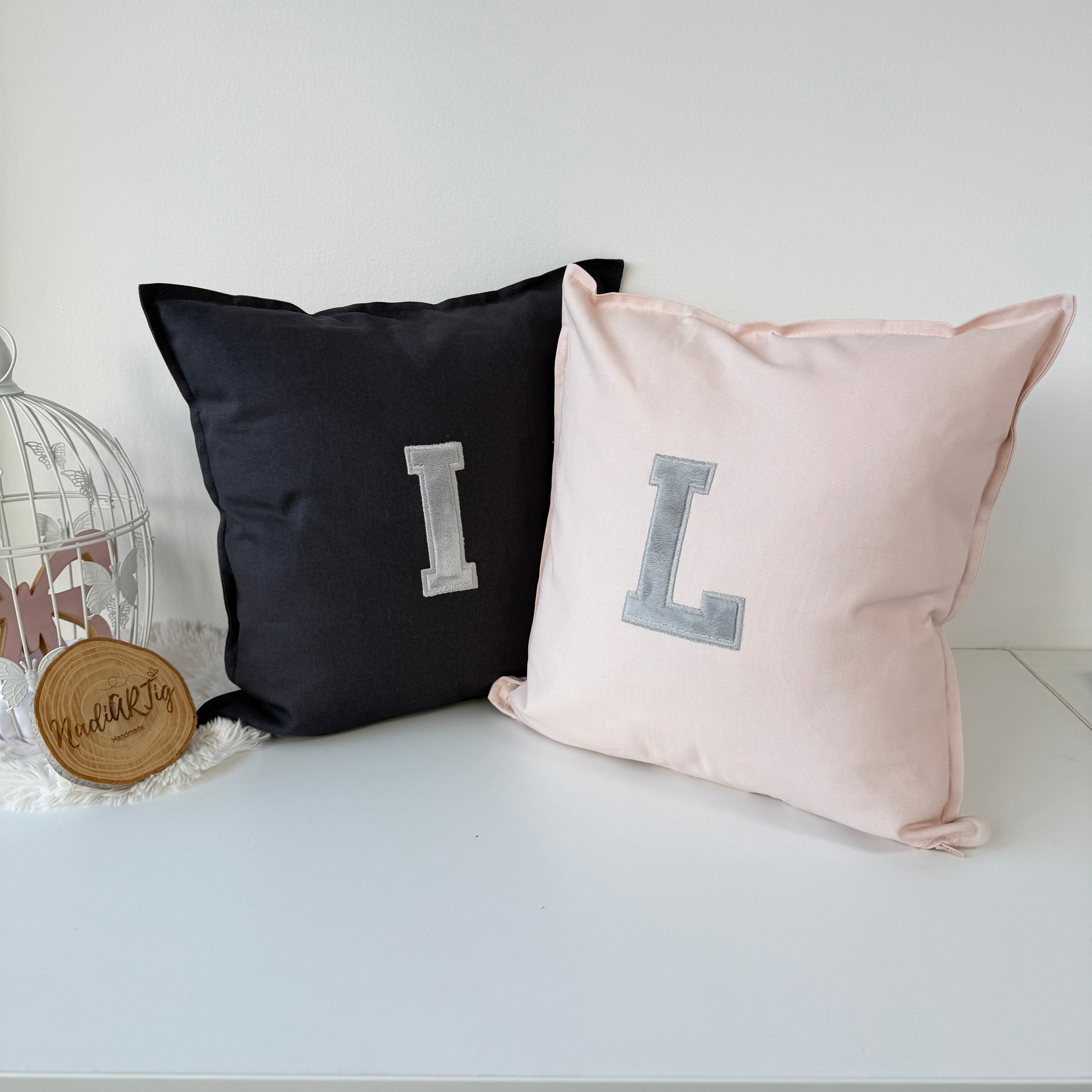 Personalisiertes Statement Kissen mit Initialen