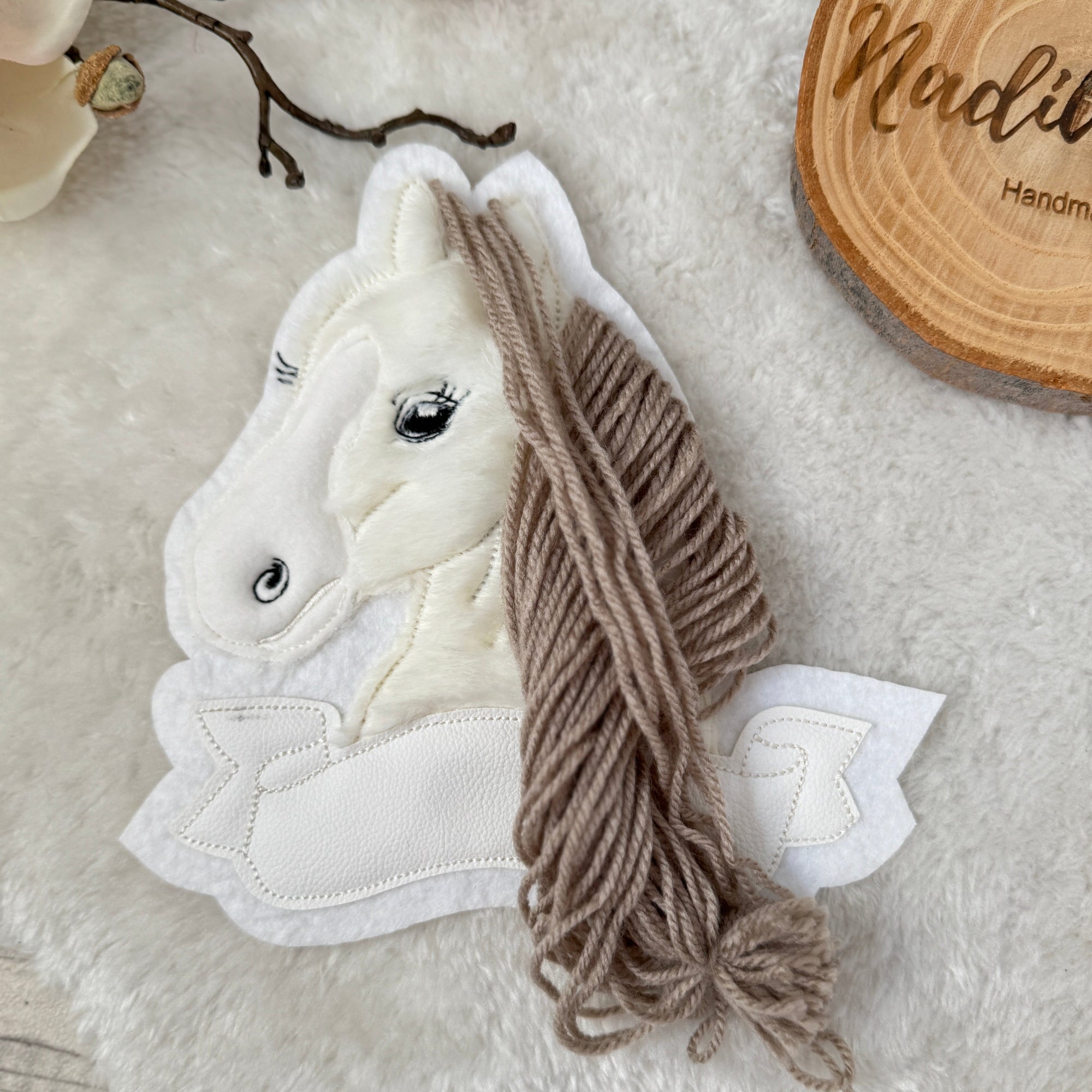 Pferd #10 Patch/Aufnäher mit Mähne in taupe