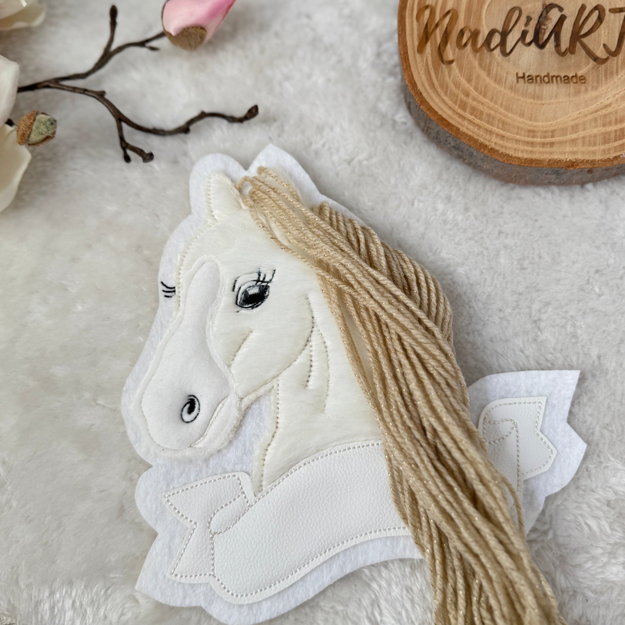 Pferd #11 Patch/Aufnäher mit Mähne in glitzer-gold