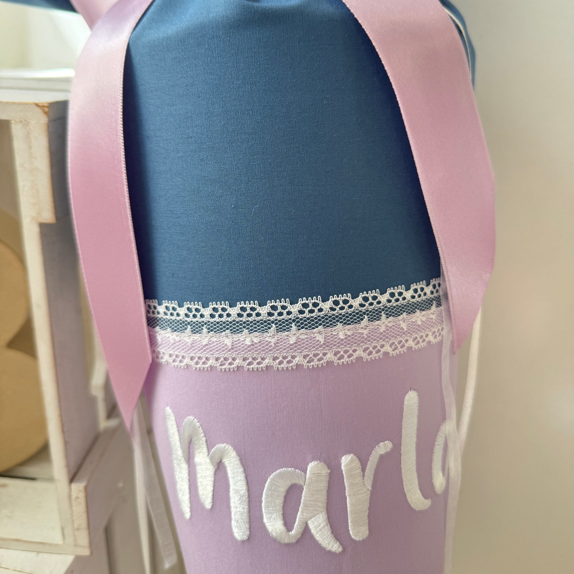 Schultüte 3D-Schmetterling in dusty blue/flieder