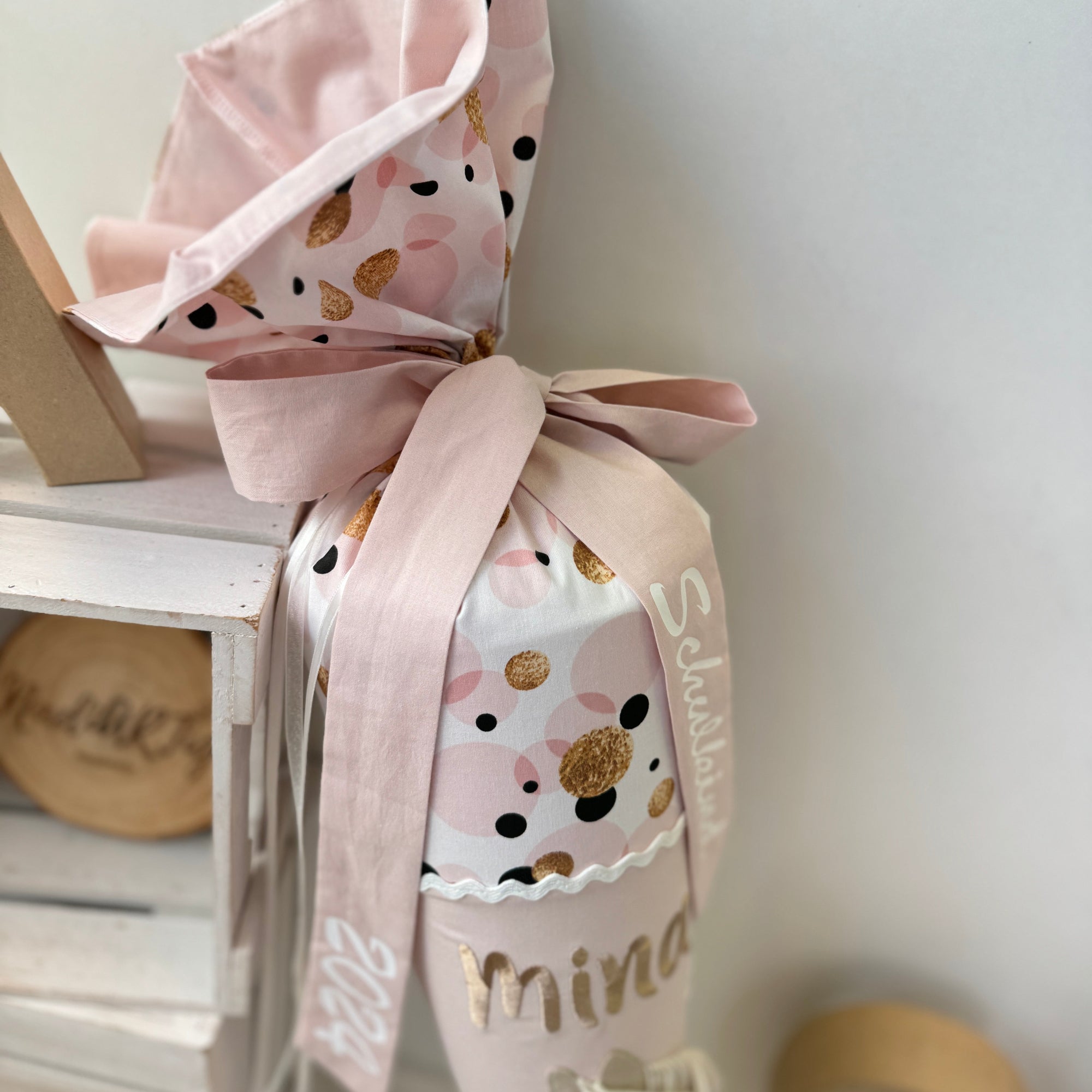 Schultüte Pferd mit Banner goldene Dots/Puderrosé