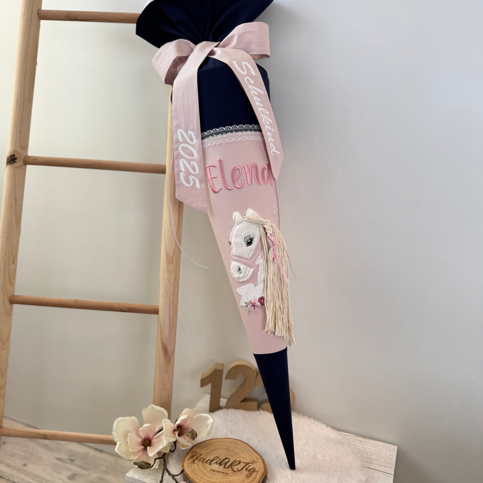 Schultuete Boho Pony in dunkelblau puderrosa