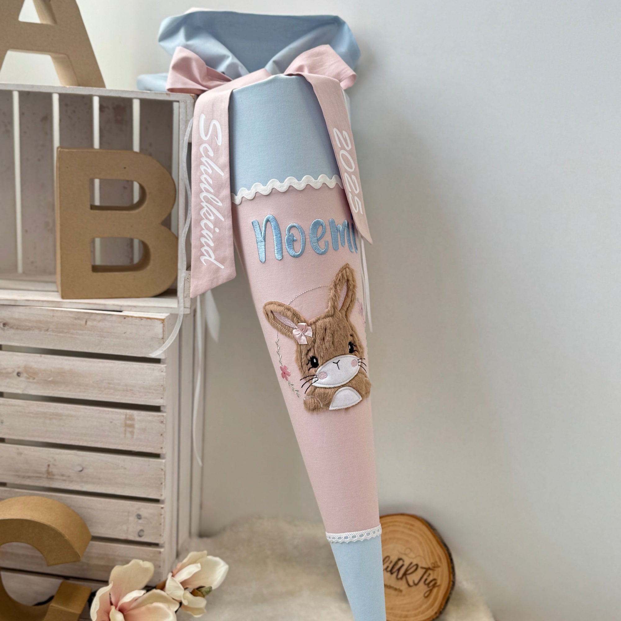 Schultuete Hase in hellblau puderrose