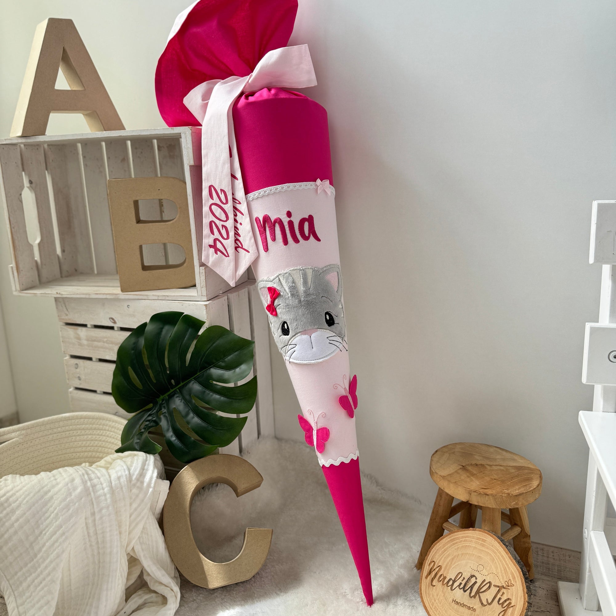 Schultüte_graue_Katze_in_pink_rosa
